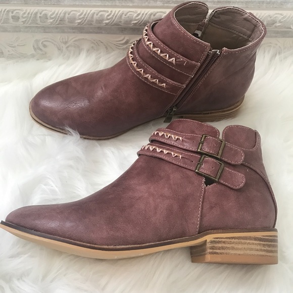 🛍 BUY 1 GET 1 1/2 OFF 🛍 SUMMER CLEARANCE SALE - Picture 2 of 8